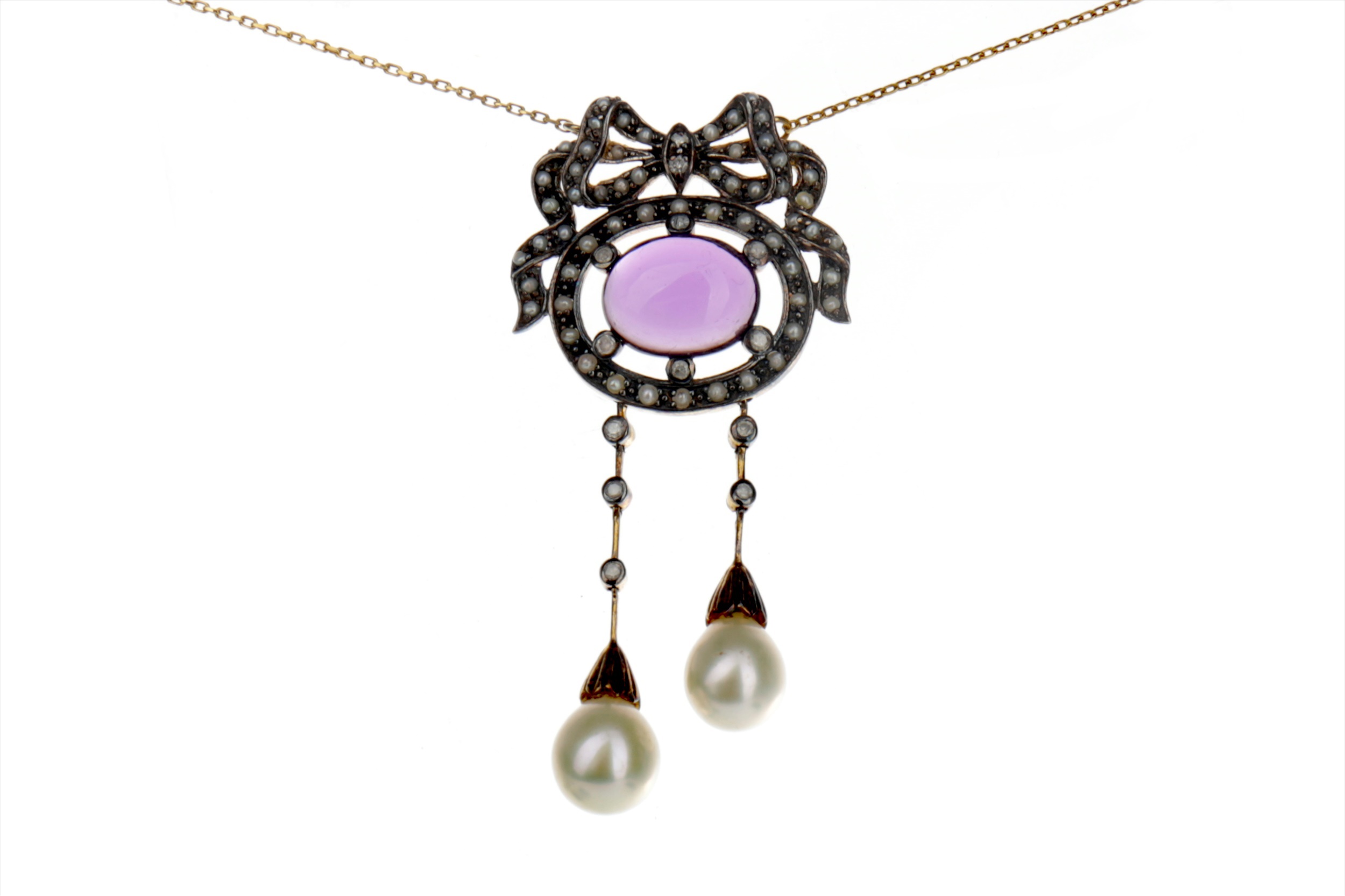 AN AMETHYST, PEARL AND DIAMOND PENDANT