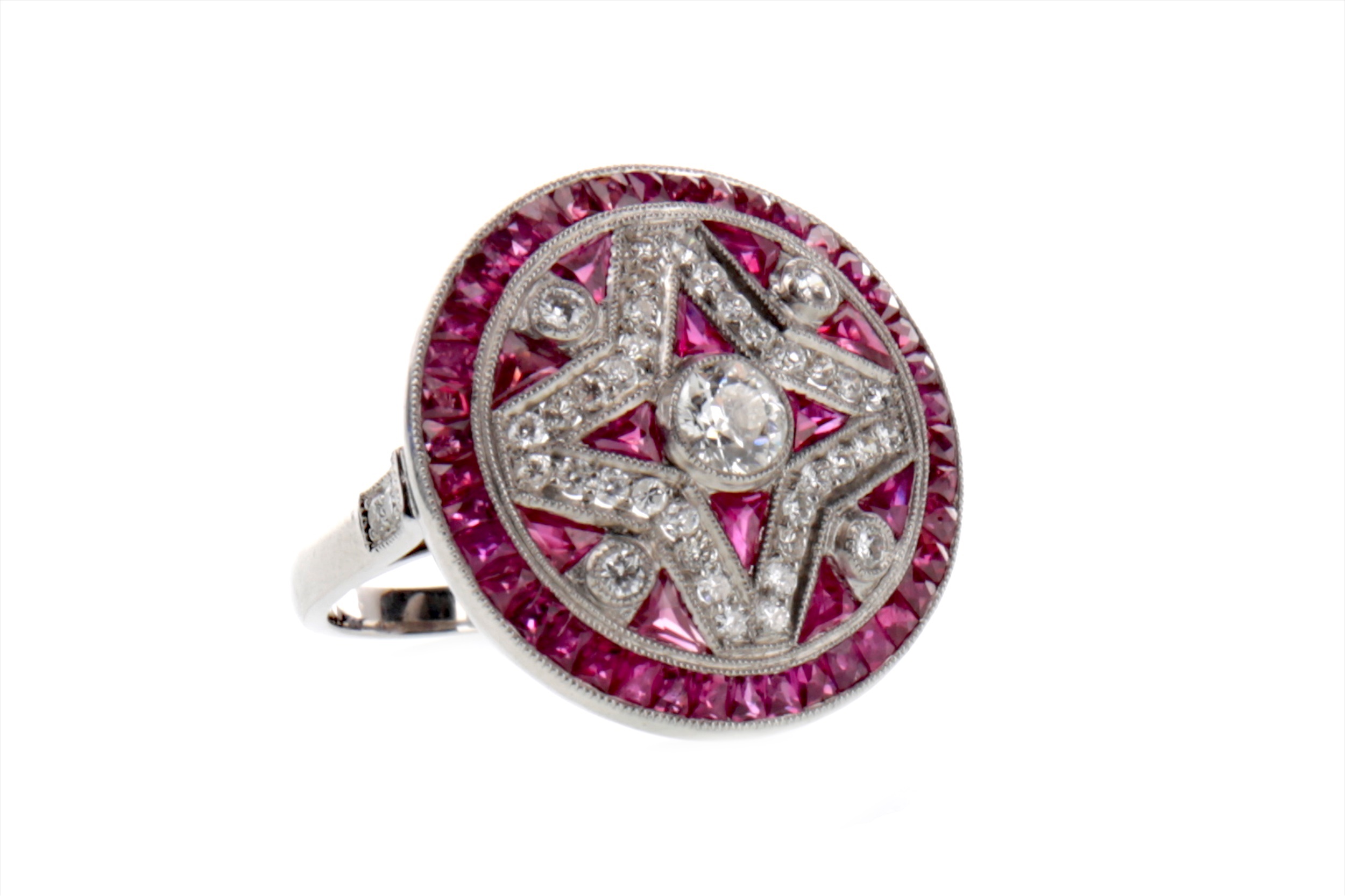 A SPINEL, RUBY AND DIAMOND RING