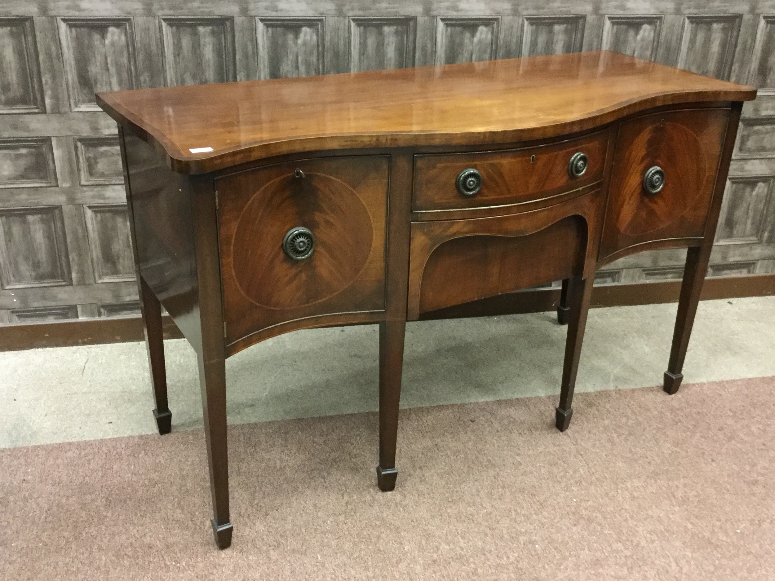 A MAHOGANY DINING ROOM SUITE