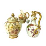 A ROYAL WORCESTER POTPOURRI WITH