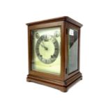 AN EARLY 20TH CENTURY MAHOGANY MANTEL CLOCK