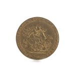 A GEORGE III (1760 - 1820) GOLD SOVEREIGN DATED 1817