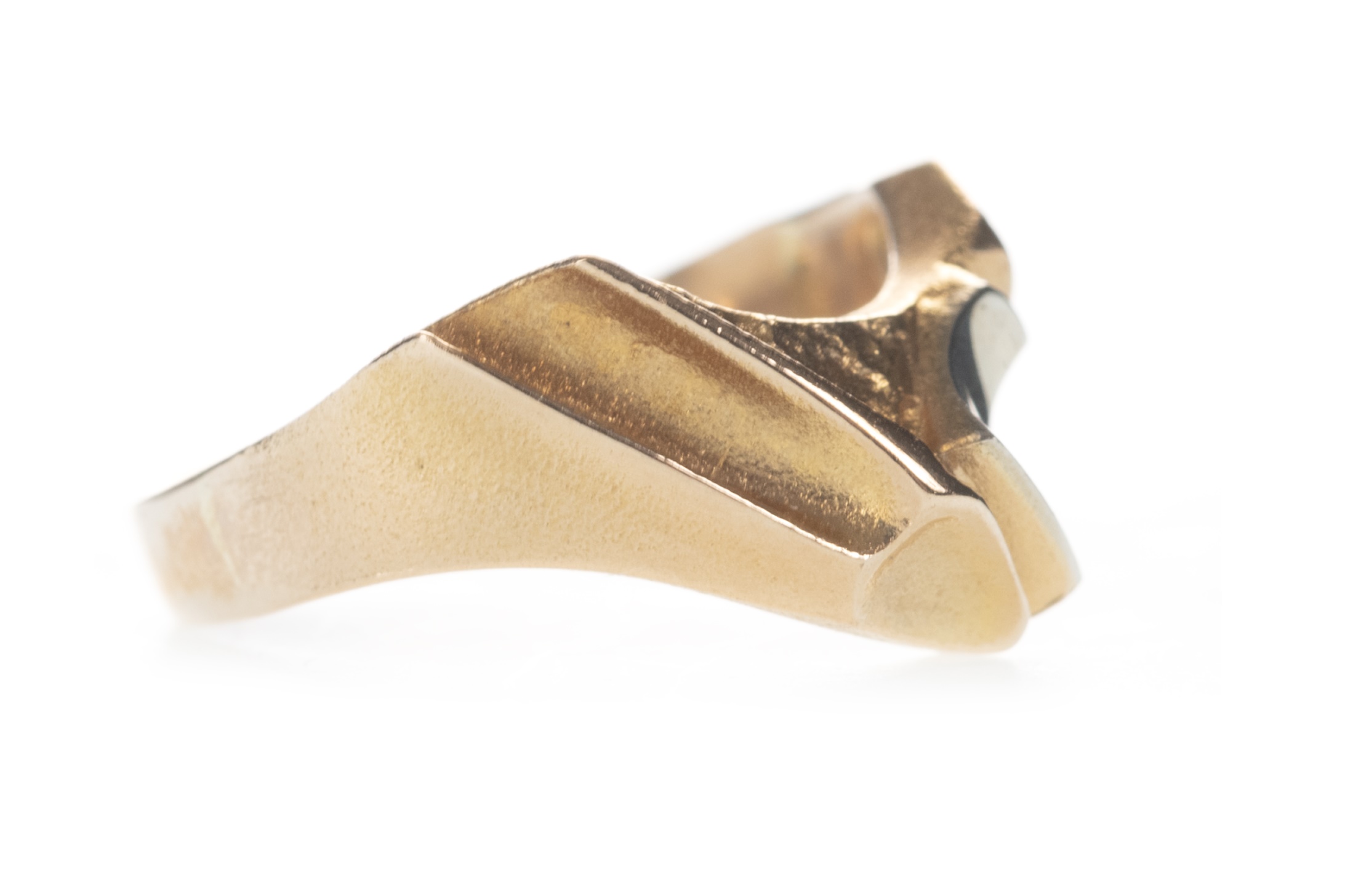 A GOLD LAPPONIA RING - Image 2 of 2