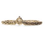 A GOLD BRACELET