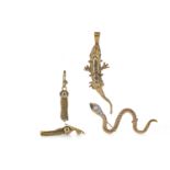 A GEM SET LIZARD PENDANT, SERPENT BROOCH AND A PAIR OF EARRINGS