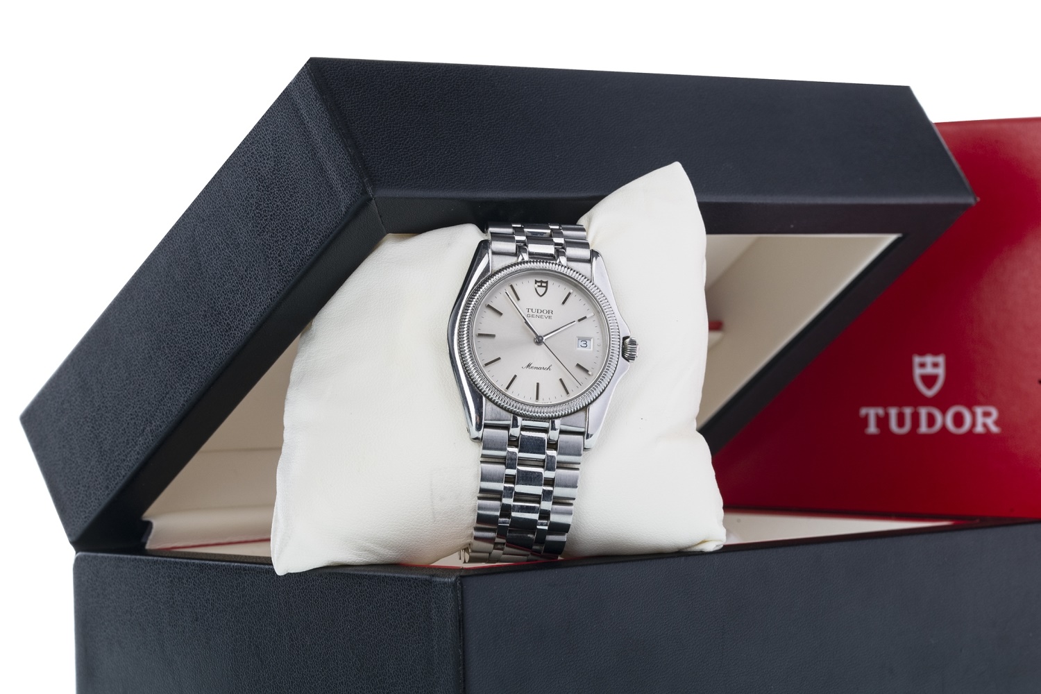 A GENTLEMAN'S TUDOR GENEVE MONARCH STAINLESS STEEL QUARTZ WRIST WATCH - Image 2 of 4