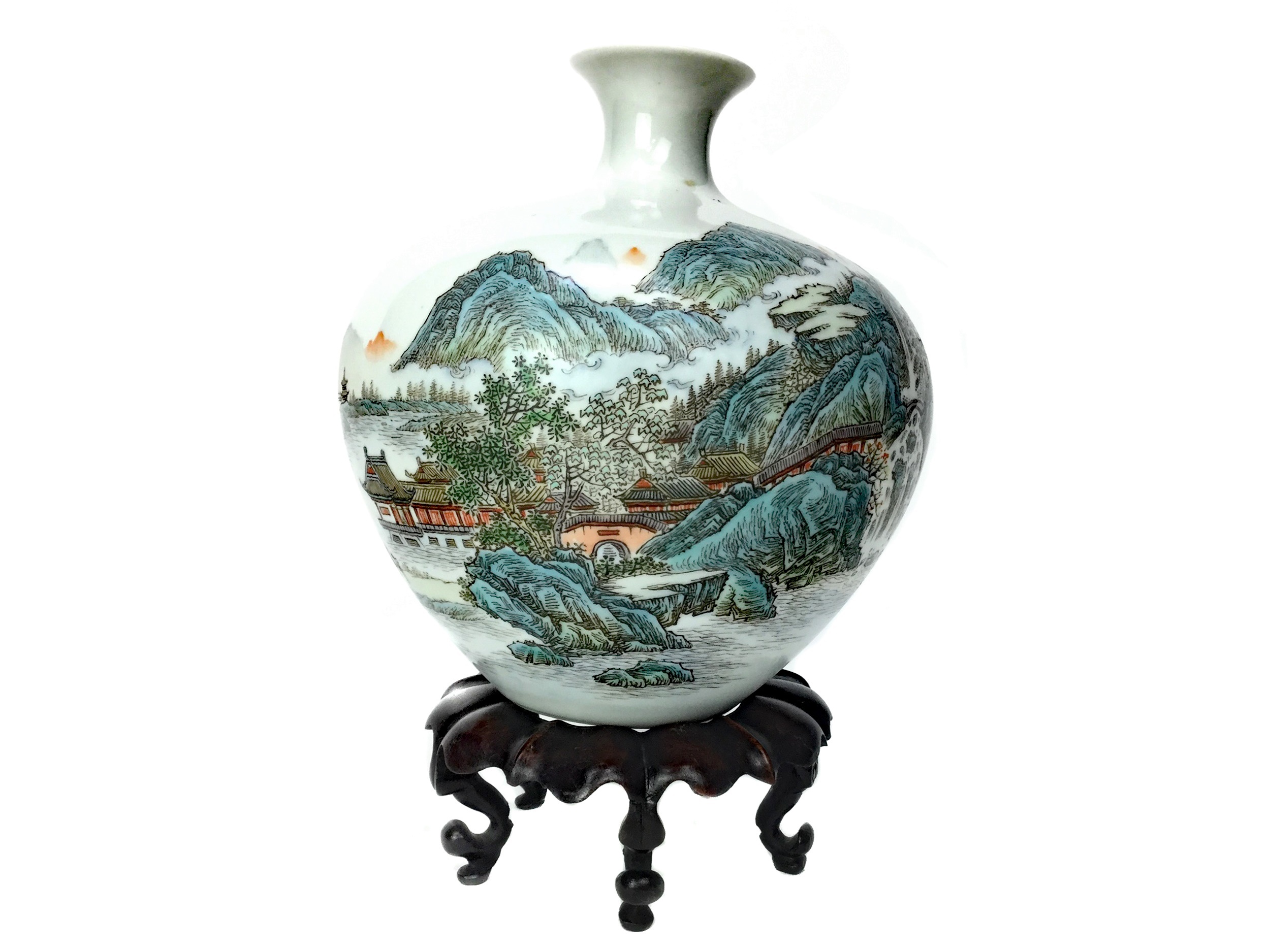 A CHINESE REPUBLIC PERIOD VASE