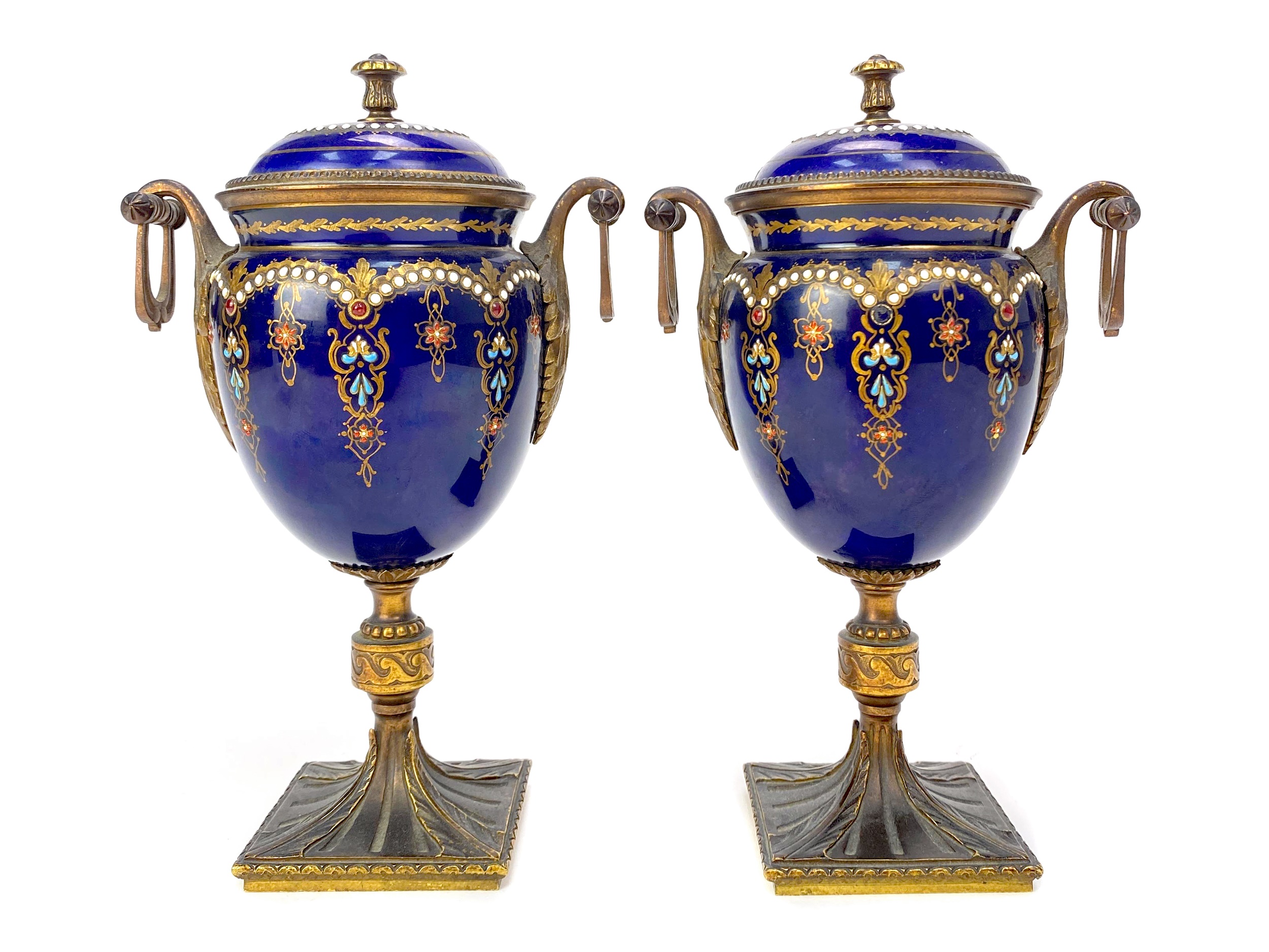 A PAIR OF VICTORIAN GARNITURE VASES