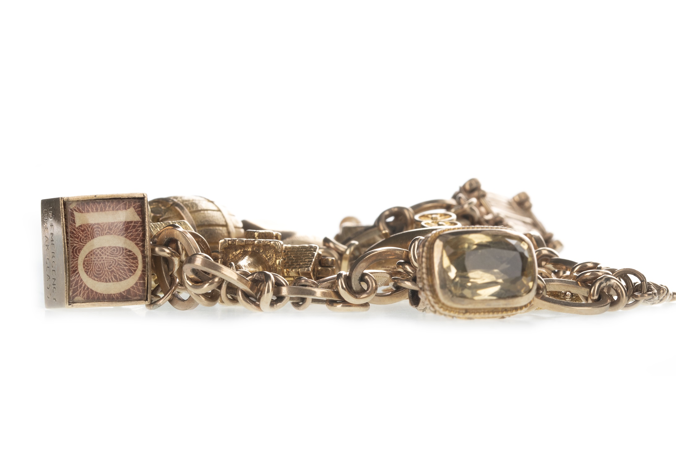 A GOLD CHARM BRACELET - Image 2 of 3