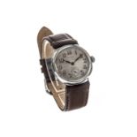 A GENTLEMAN'S 1940'S ROLEX SILVER CASED MANUAL WIND WRIST WATCH