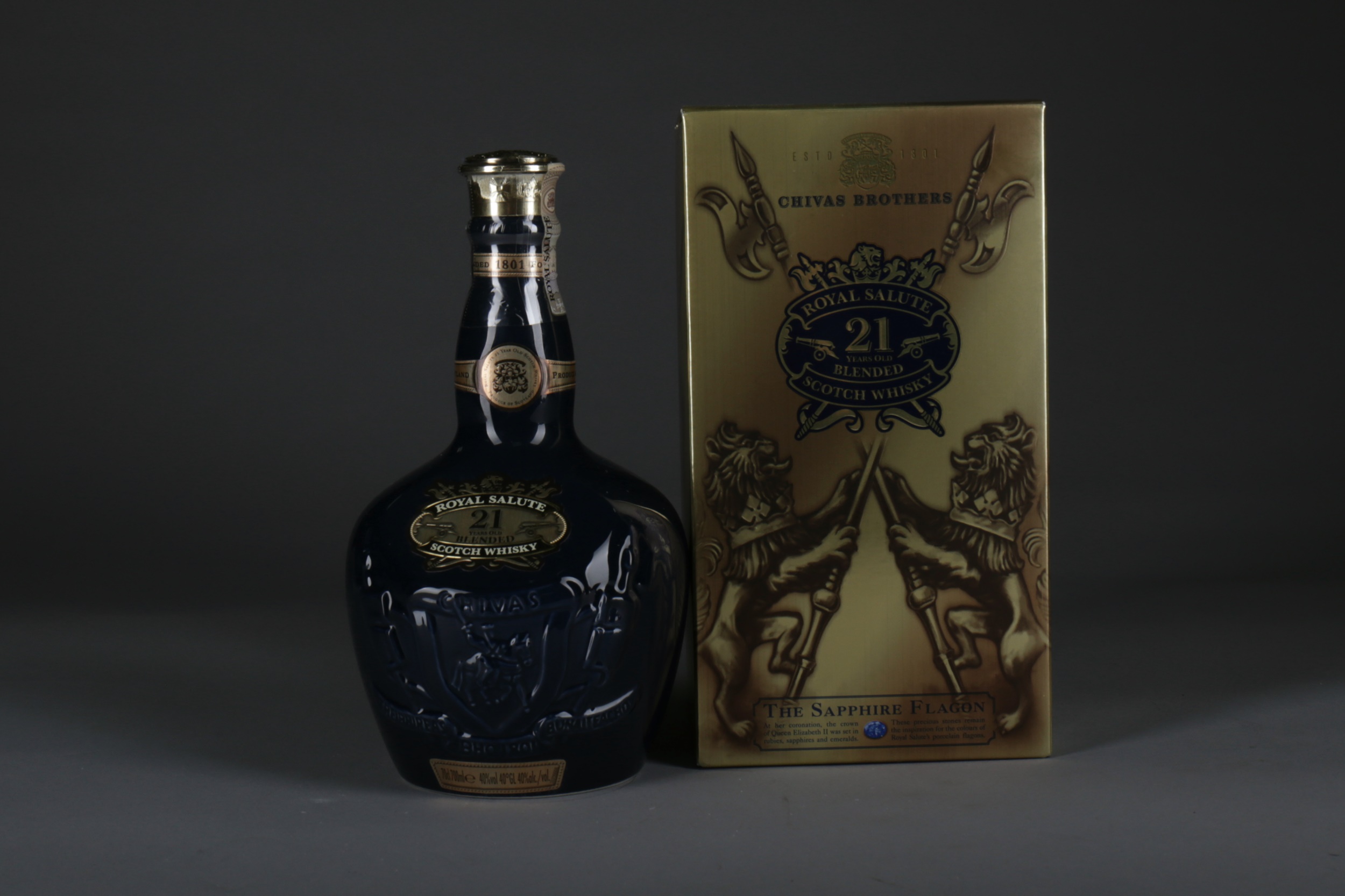 CHIVAS REGAL ROYAL SALUTE 21 YEARS OLD SAPPHIRE DECANTER