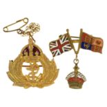 A RED ENAMEL AND GOLD ROYAL NAVY SWEETHEARTS BROOCH, MARKED 9CT, 4.5G, AND A DOUBLE FLAG ENAMEL