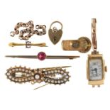 A VICTORIAN PEARL SET BOW BROOCH IN GOLD, 8G, A 9CT GOLD LADY'S WRISTWATCH, ON A GOLD BRACELET