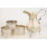 AN EDWARD VII SILVER CREAM JUG, 10 CM H, BY D AND M DAVIS, BIRMINGHAM 1906 AND THREE VARIOUS