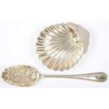 AN EDWARD VII SILVER BERRY SPOON, BY WALKER & HALL, SHEFFIELD 1907 AND AN EDWARD VII SILVER BUTTER