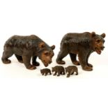 A 'FAMILY' OF FIVE SWISS CARVED LIME WOOD BEARS, 20CM H AND SMALLER, LATE 19TH / EARLY 20TH C
