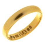 AN 18CT GOLD WEDDING RING, 3G, SIZE K