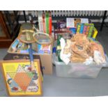 MISCELLANEOUS VINTAGE BOARD GAMES, JIGSAW PUZZLES AND SPORTING EQUIPMENT, ETC