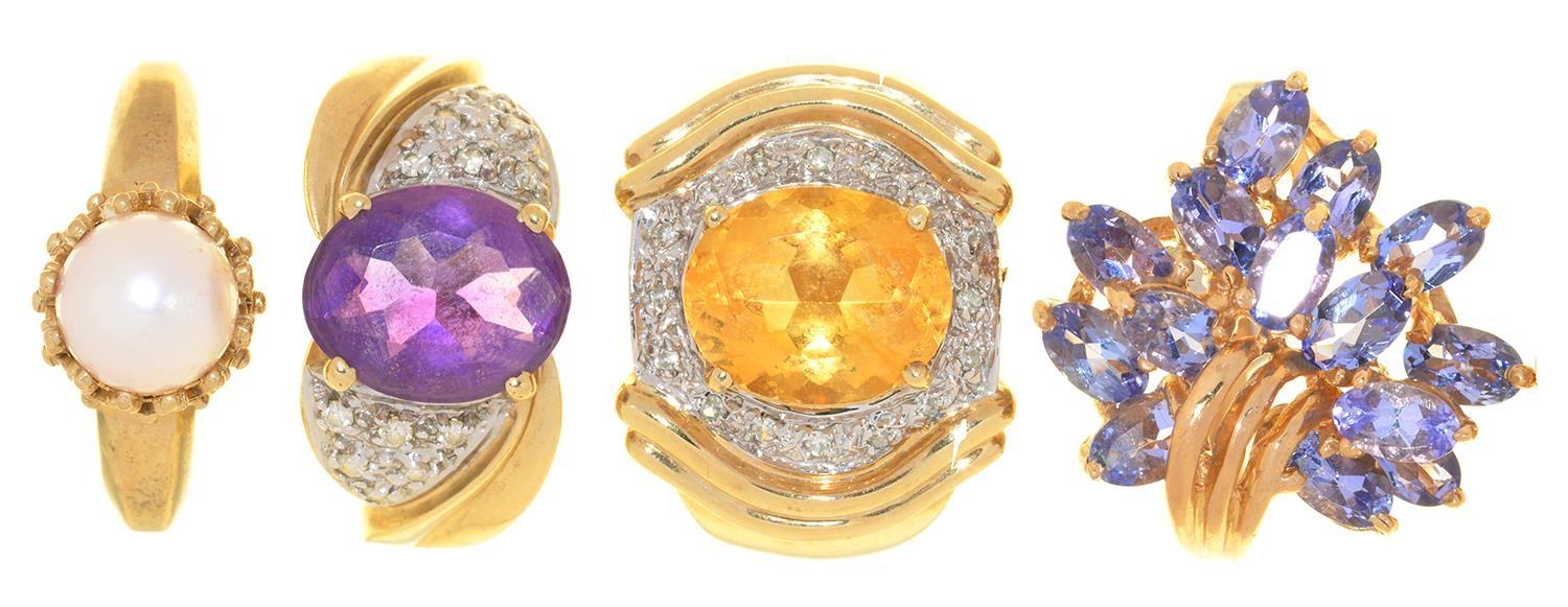 FOUR GEM SET 9CT GOLD RINGS, COMPRISING A TANZANITE RING, A CULTURED PEARL RING, A CITRINE AND