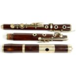 A MID 19TH C CROCUS WOOD FLUTE, 66CM, UPPER COLLAR CRACKED