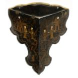 A VICTORIAN GILT PAPIER MACHE FOLDING BRACKET SHELF, 19CM H