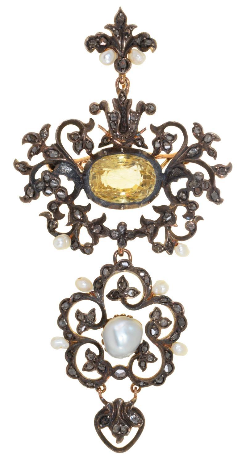 A CONTINENTAL YELLOW SAPPHIRE, DIAMOND AND BAROQUE PEARL BROOCH-PENDANT, POSSIBLY ITALIAN, EARLY