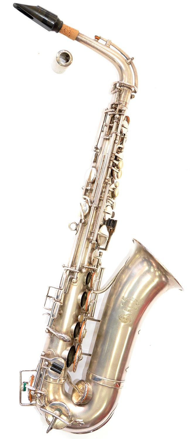 A FRENCH SILVER PLATED ALTO SAXOPHONE C1929, RENE GUENOT PARIS, CASED