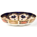 A ROYAL CROWN DERBY FLUTED OVAL IMARI BOWL, 23CM L, PRINTED MARK, 1932