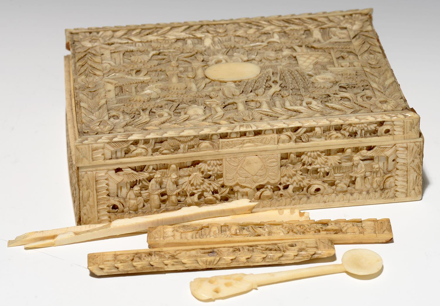 A CHINESE EXPORT IVORY BOX, INTRICATELY CARVED IN LOW RELIEF WITH SCENES, 12 X 8CM, CANTON, MID 19TH