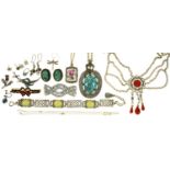 MISCELLANEOUS SILVER AND COSTUME JEWELLERY, TO INCLUDE TURQUOISE PENDANT AND EARRINGS, ETC,