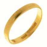 A 22CT GOLD WEDDING RING, BIRMINGHAM 1936, 2.5G, SIZE O LIGHT WEAR CONSISTENT WITH AGE AND USE
