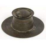 A VICTORIAN PEWTER CAPSTAN INKWELL AND QUILL HOLDER, 15CM DIAM