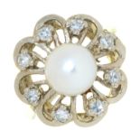A CULTURED PEARL AND DIAMOND RING IN GOLD, PEARL APPROX 7 MM DIAM, MARKED 14K, 5.7G, SIZE J PEARL IN