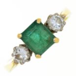 AN EMERALD AND DIAMOND THREE STONE RING IN GOLD, EMERALD APPROX 8 X 8 MM, MARKS RUBBED, 3.7G, SIZE U