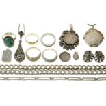 MISCELLANEOUS SILVER JEWELLERY, 145G