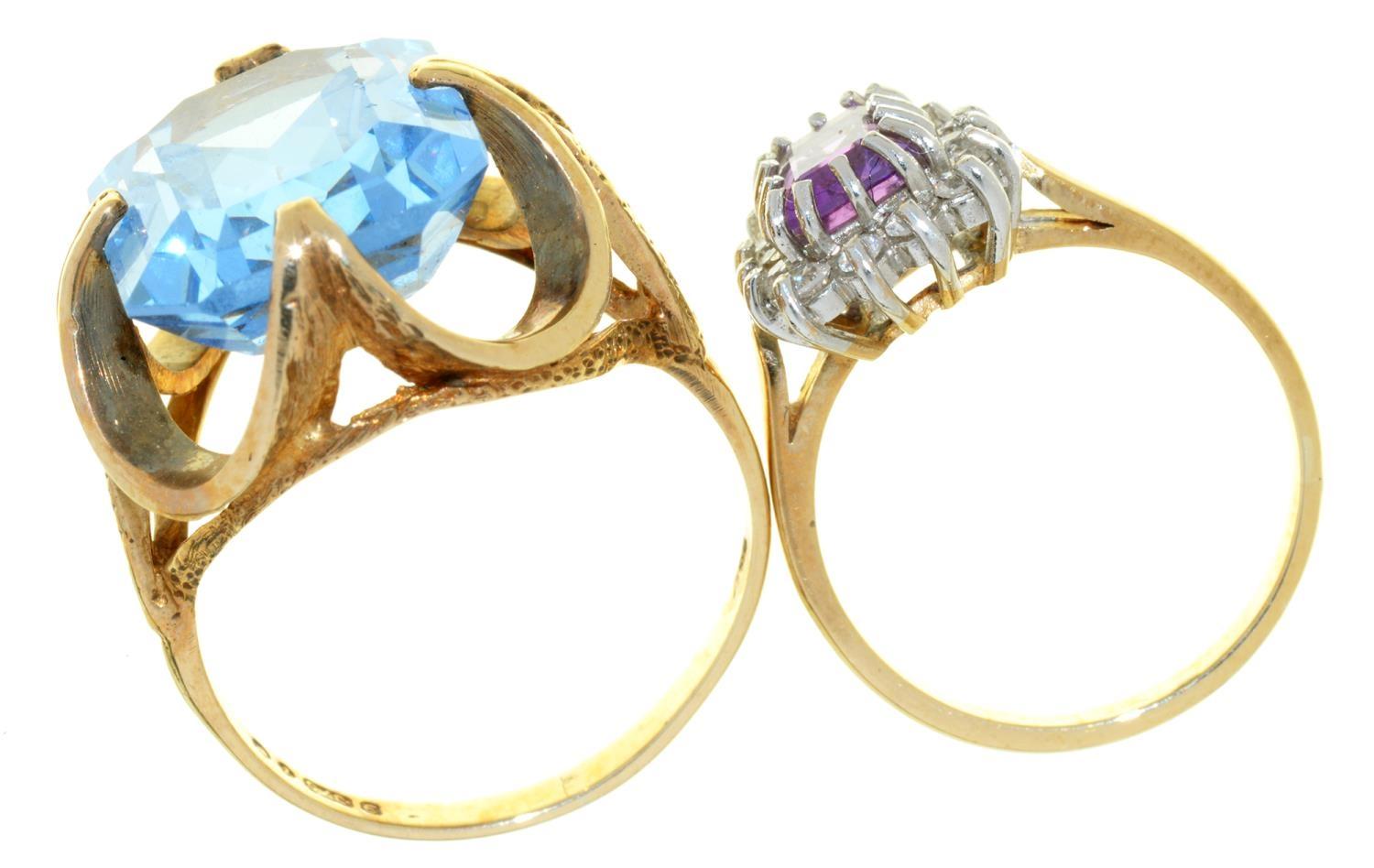 TWO GEM SET RINGS IN GOLD, UNMARKED OR 9CT, 8.5G, SIZES I AND N Both in good condition - Image 2 of 2