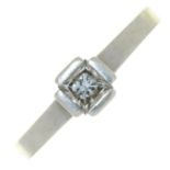 A DIAMOND SOLITAIRE RING WITH PRINCESS CUT DIAMOND, IN PLATINUM, MARKED 950 AND STAMPED 0.40 F, VVS,