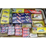 A COLLECTION OF DINKY, CORGI, MATCHBOX, MODELS OF YESTERYEAR AND OTHER DIE CAST MODEL VEHICLES,