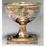 A SILVER PEDESTAL SUGAR BOWL WITH BEADED RIM ON SQUARE FOOT, 10.5CM H, MAKER JS, MAKER'S, DUTY, LION