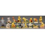 FIFTEEN ROYAL DOULTON EARTHENWARE WINNIE THE POOH SERIES FIGURES, CHRISTOPHER ROBIN 14CM H,