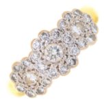 A DIAMOND TRIPLE CLUSTER RING IN 18CT GOLD, LONDON, PROBABLY 1993, 4.4G, SIZE M Slight wear