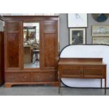 AN EDWARDIAN MAHOGANY WARDROBE WITH BROKEN LINE INLAY, HAVING CENTRAL MIRROR INSET DOOR, 209CM H;