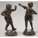 A PAIR OF FRENCH FIN DE SIECLE SPELTER STATUETTE OF PUGILISTS, 17CM H, C1900 Wear and scratches to