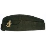 MILITARIA. BRITISH ARMY IN IRELAND, WWI, OTHER RANK'S SIDE CAP WITH TWO BUTTONS AND NICKEL BADGE