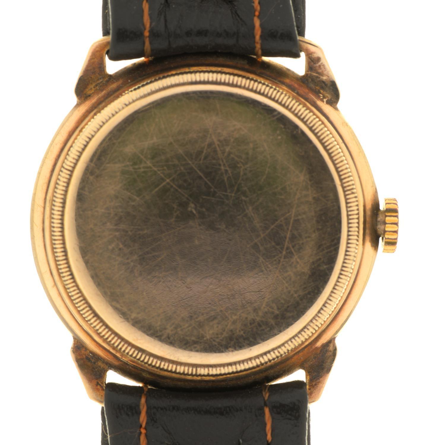 A 9CT GOLD WRISTWATCH WITH MILLED BEZEL AND 'BUBBLE' BACK, 29MM DIA, CHESTER 1943 Working order, - Image 2 of 2