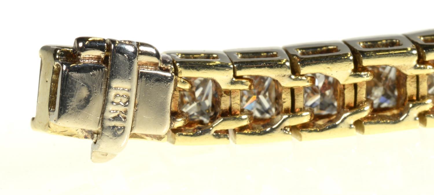 A DIAMOND LINE BRACELET with princess cut diamonds of approx 10ct in total, in gold, 179mm l, marked - Image 3 of 3