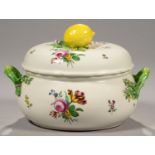 A VIENNA TUREEN AND COVER, LATE 18TH C  the lemon knop in vivid citrus yellow, green crabstock