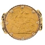 GOLD COIN. HALF SOVEREIGN 1902, MOUNTED IN A GOLD RING MARKED 9CT, 12.3G, SIZE U Condition report