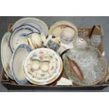 MISCELLANEOUS CERAMICS AND GLASSWARE Condition report  Many items in good condition