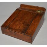 A VICTORIAN OAK CLERK'S BOX WITH SLOPING LID AND BRASS RIMMED GLASS INKWELL, 29 X 36CM Condition